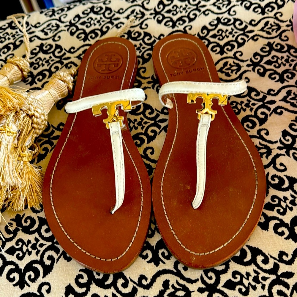 Sandal